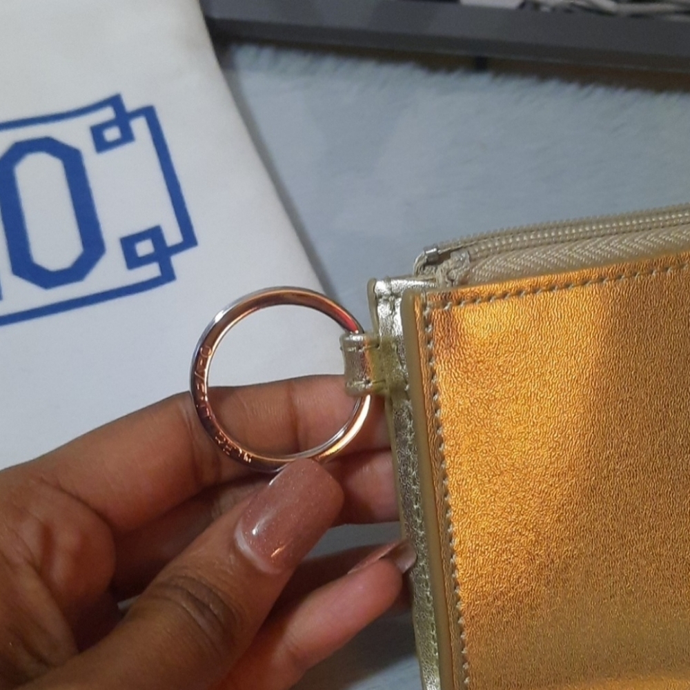 O-Venture Cardholder Keychain - Picture 8 of 14